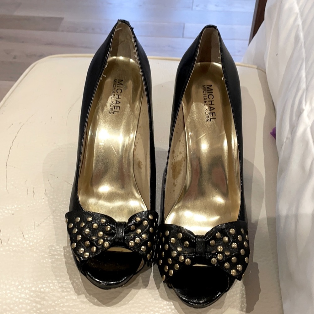 Michael Kors heels size 10